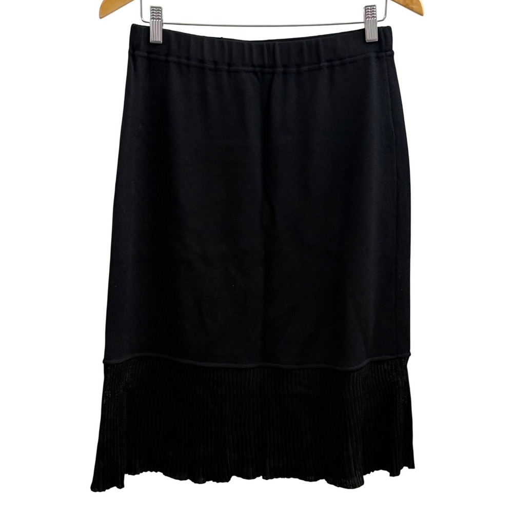 St. John Pleated Hem Santana Knit Skirt Womens Size 8 Black Timeless Luxury Chic - Picture 2 of 9